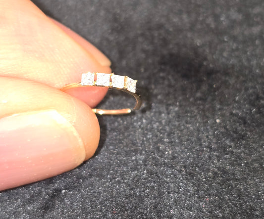 Anneau de nez en or 14 carats