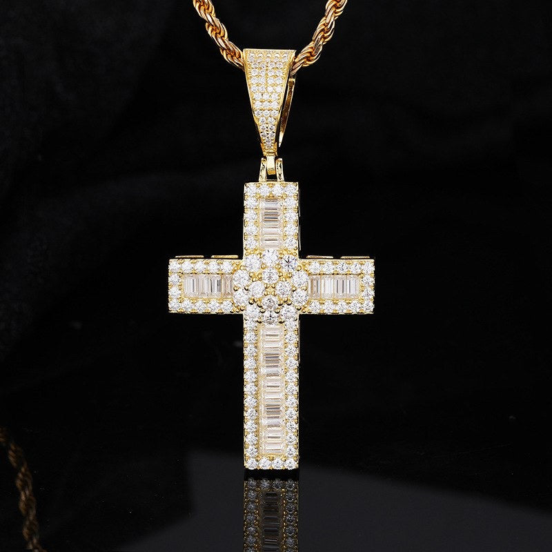 Pendentif croix en argent véritable et moissanite