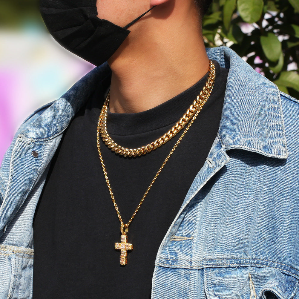 Collier pendentif croix