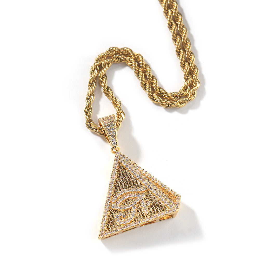 Pendentif pyramide œil d'Horus en diamants cz glacés