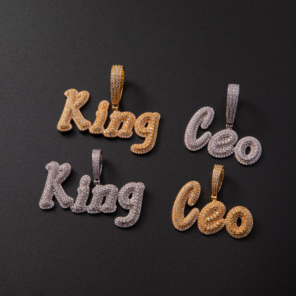 Pendentif personnalisé avec lettres cursives à double couche