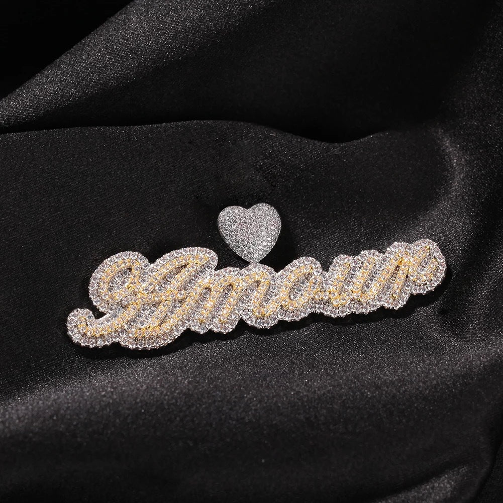 Pendentif personnalisé avec nom et lettre scintillante bicolore de petite taille