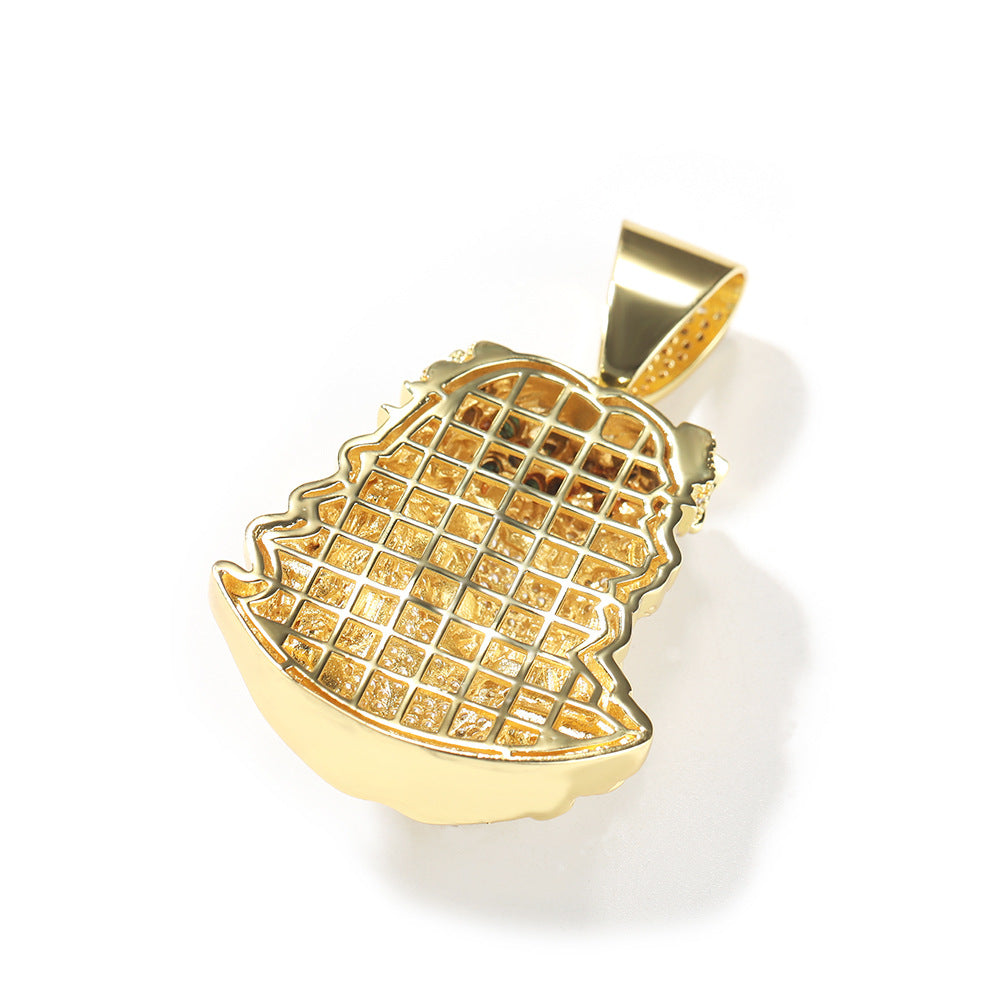 Pendentif portrait de Jésus en forme de couronne à quatre feuilles en zircone cubique glacé