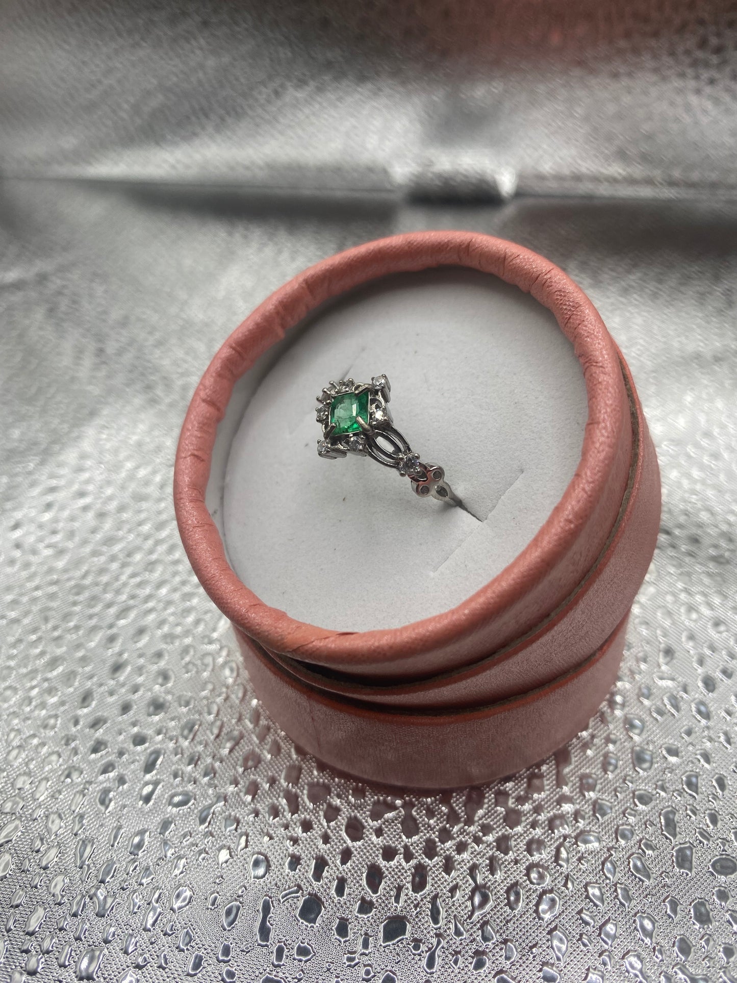 Bague carrée en argent véritable avec émeraude naturelle