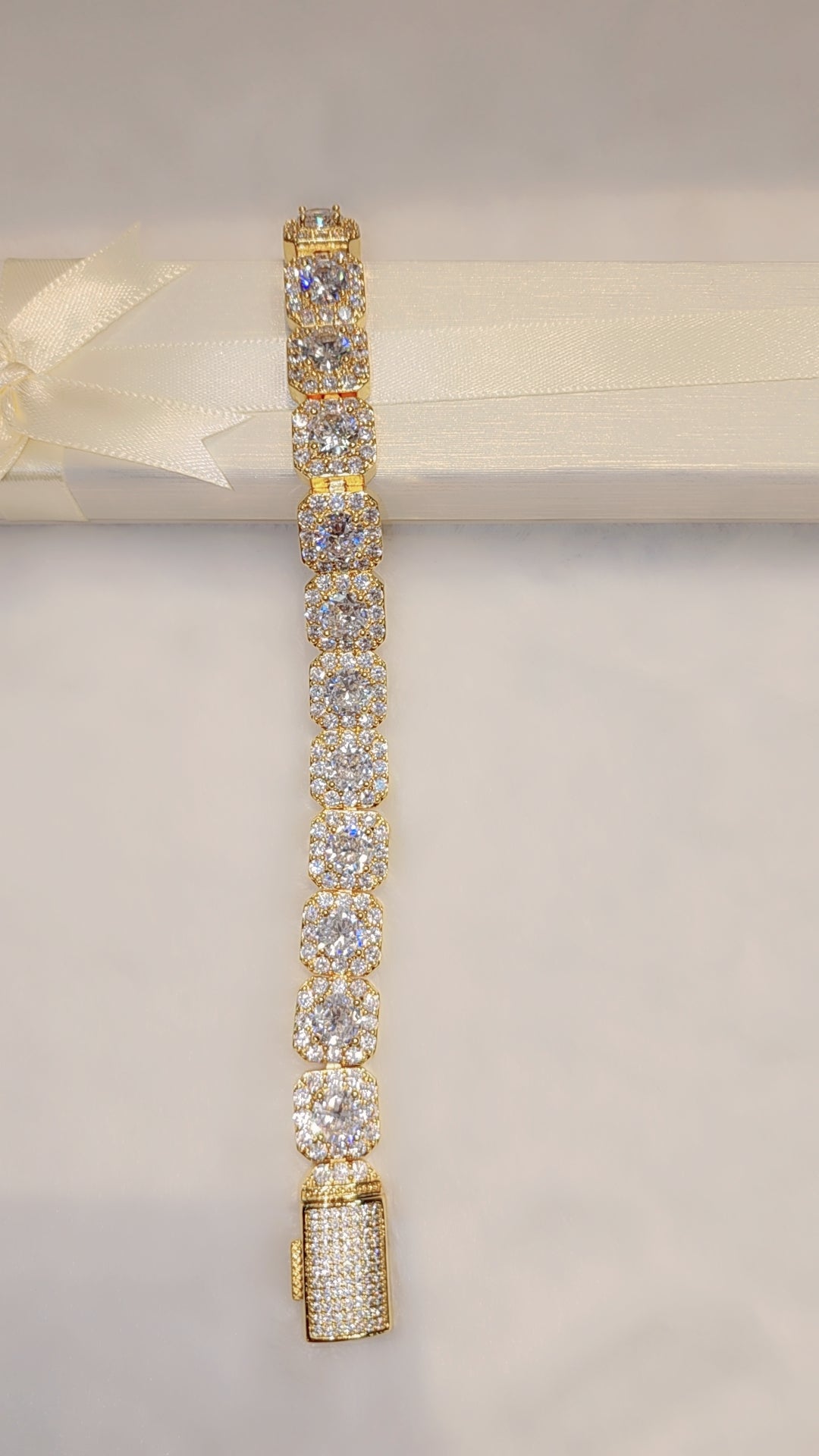Bracelet de tennis plaqué or glacé