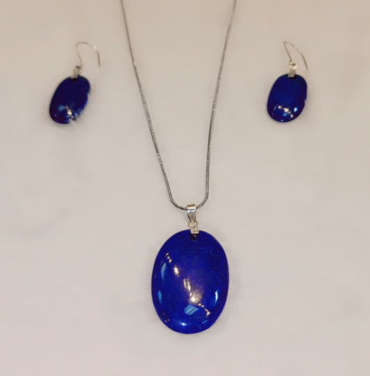 Ensemble de lapis-lazuli naturel