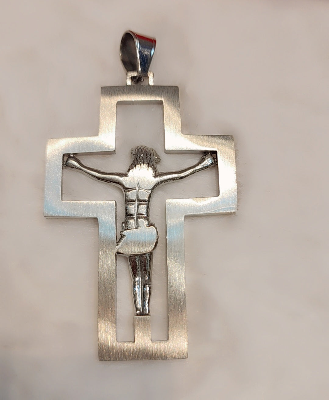 Pendentif croix en acier inoxydable