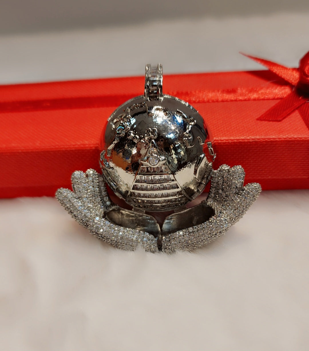 Pendentif glacé