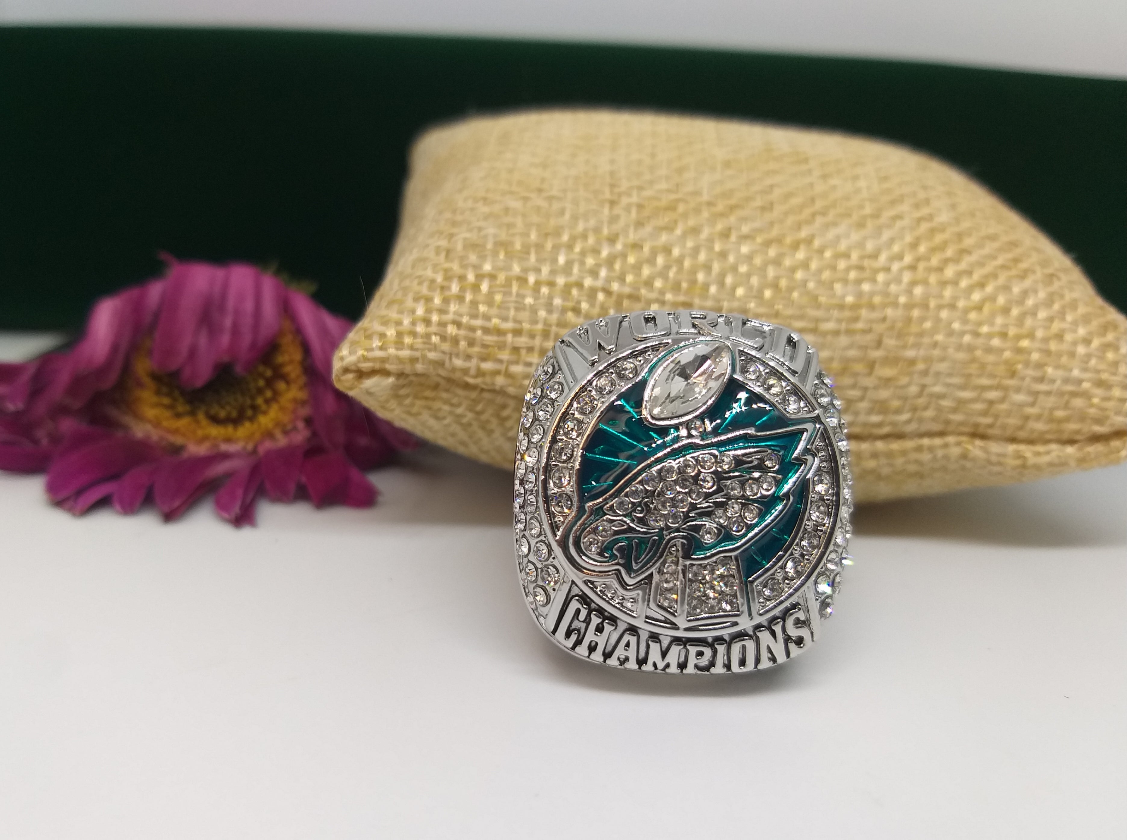 Philadelphia eagles replica deals super bowl ring