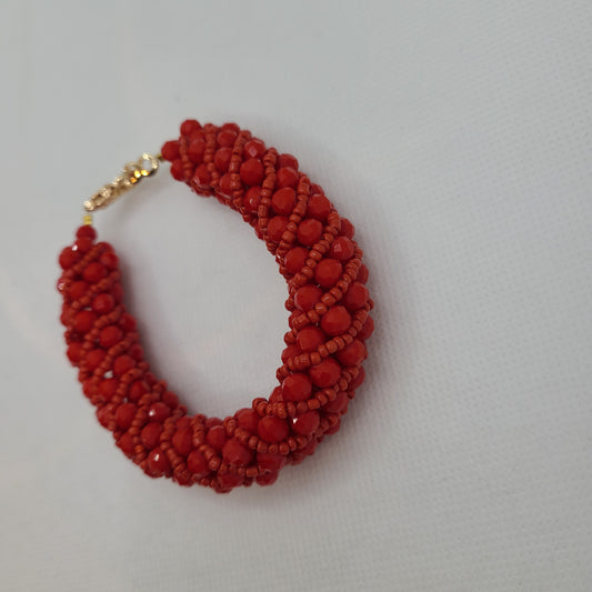 ਅਫ਼ਰੀਕੀ ਸ਼ੈਲੀ ਦੇ ਮਣਕਿਆਂ ਦਾ ਸੈੱਟ