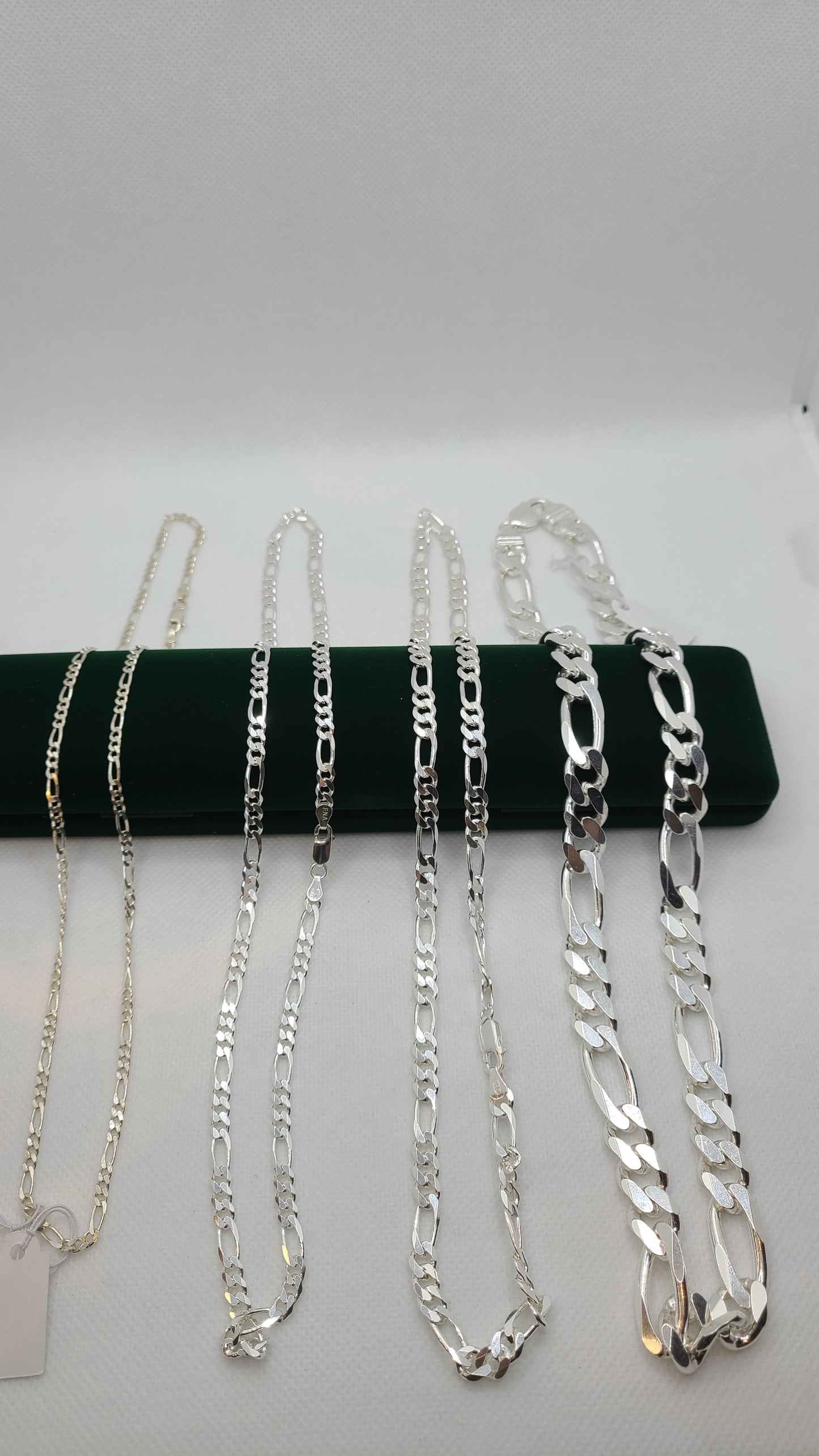 Chaînes figaro en argent sterling 925