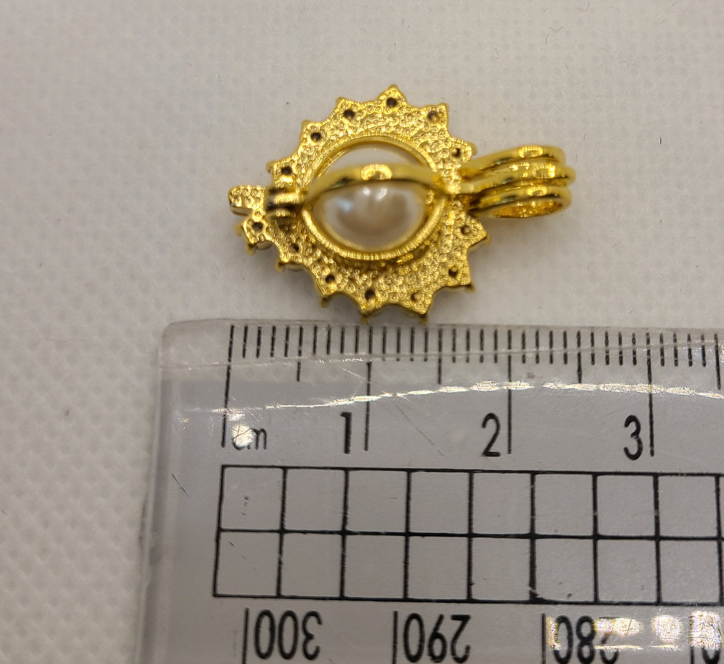 Pendentif perle plaqué or