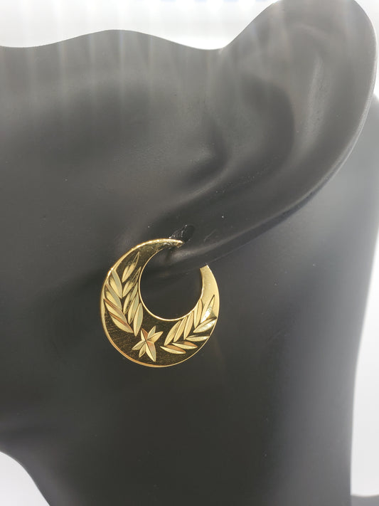 Boucles d'oreilles Nattiyan plaquées or en forme d'étoile
