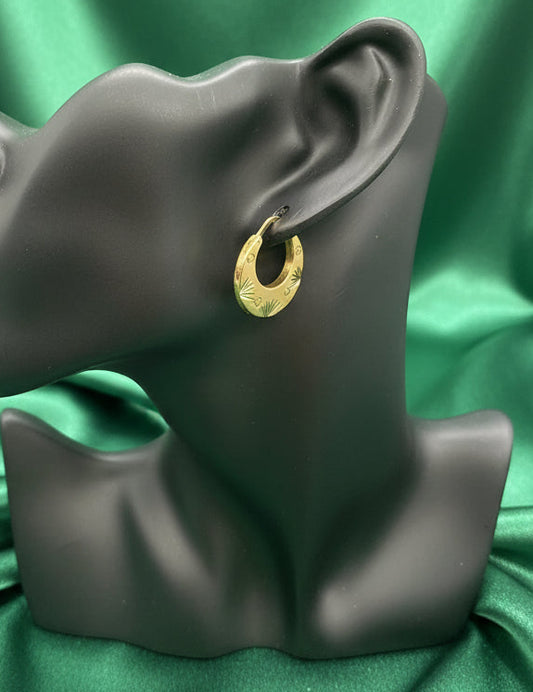 Boucles d'oreilles Nattiyan élégantes et modernes