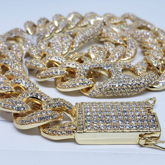 Iced Out Fashion Chain