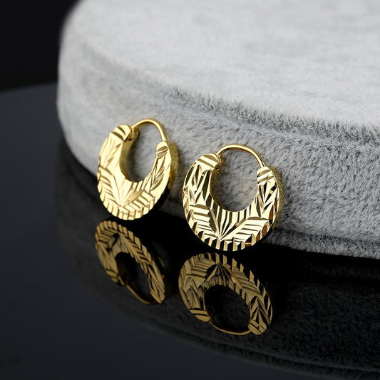 Easy wearing Nattiyan earrings; Silver and Gold