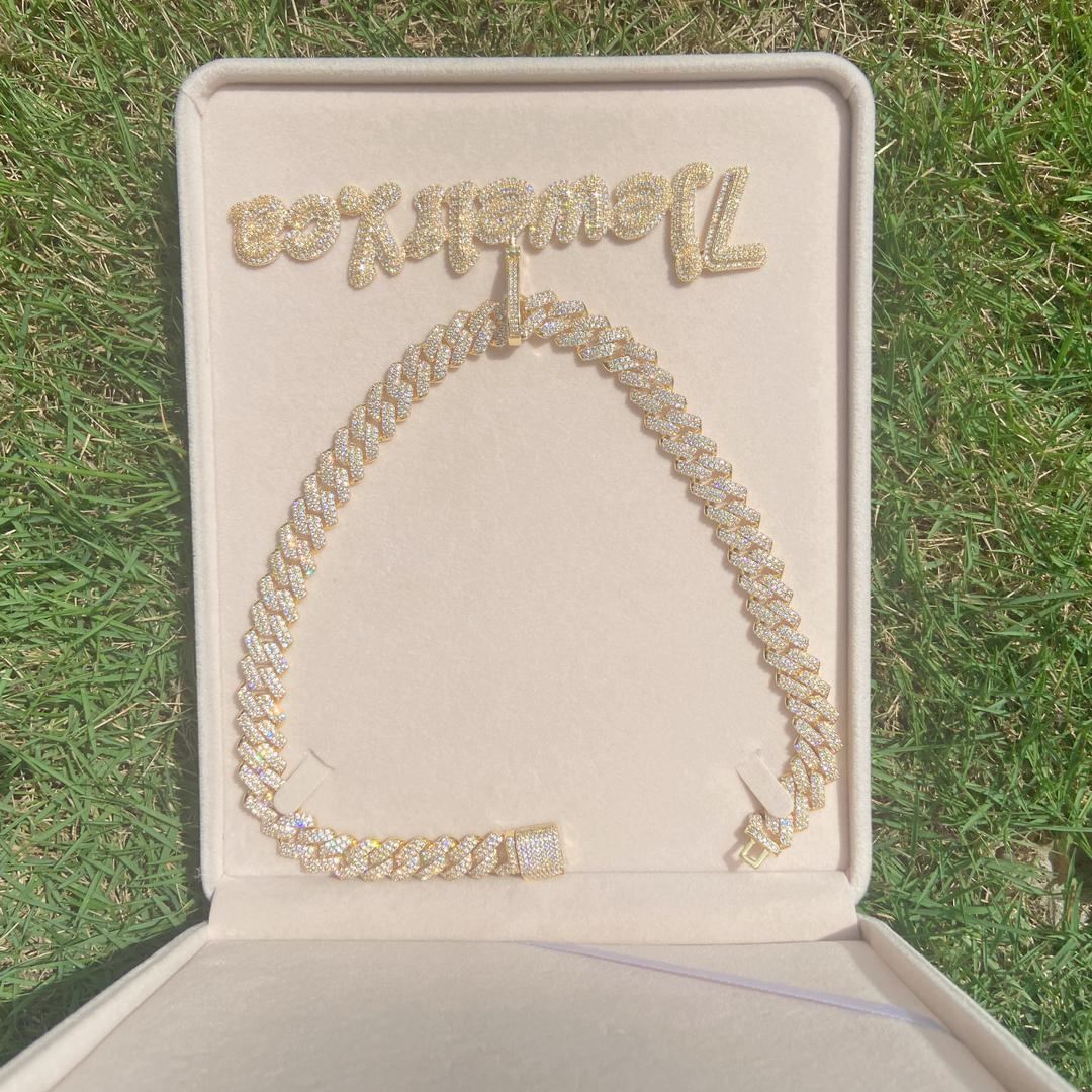 Collier personnalisé en argent véritable ou en or véritable avec le nom de votre proche