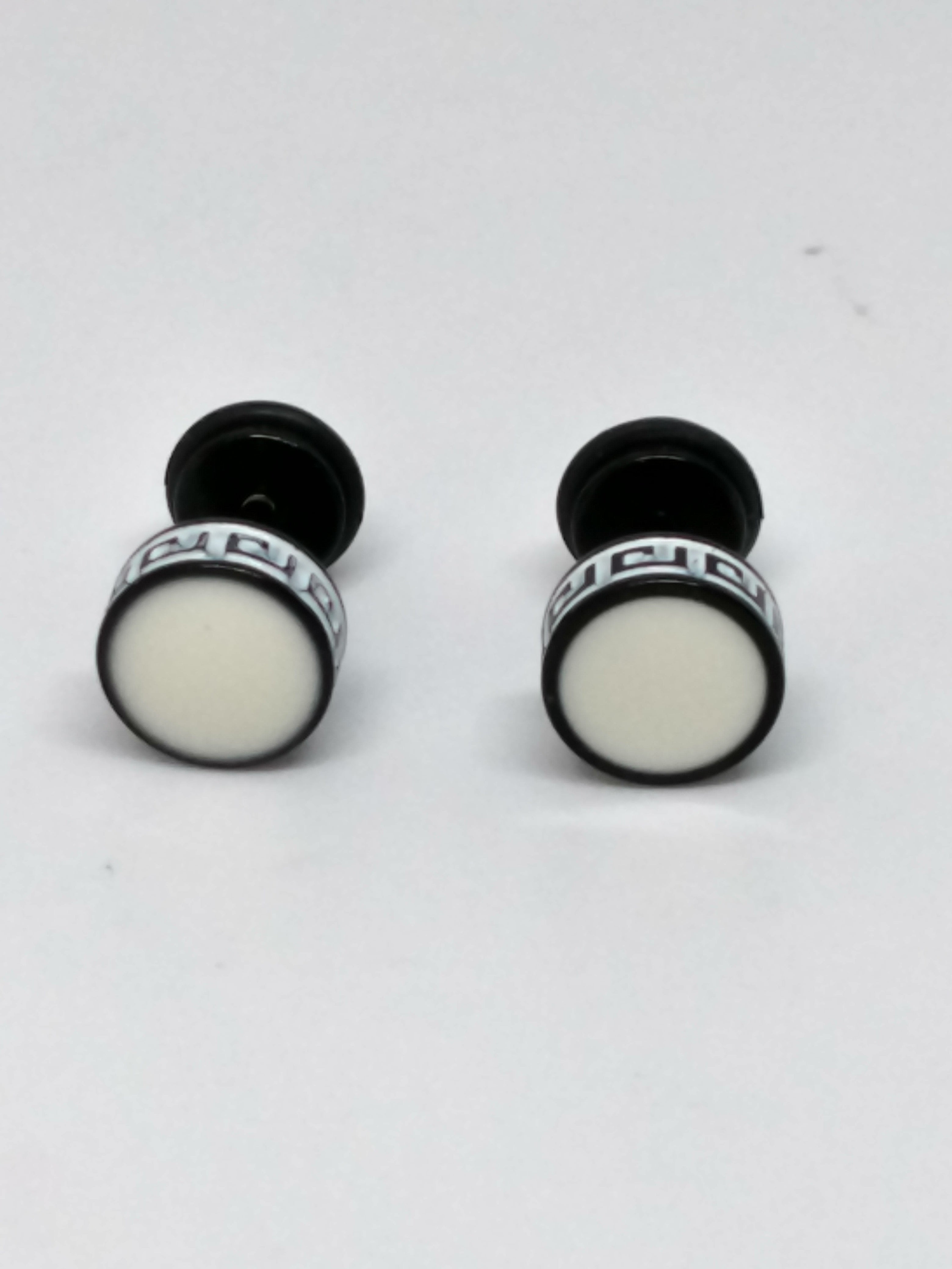 Platinum earrings for mens on sale price