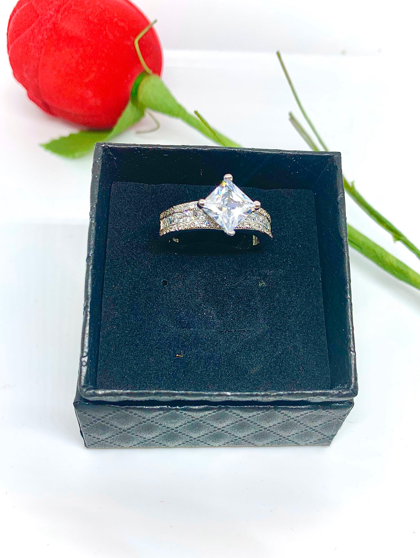 925 Sterling Silver Ring - 7Jewelry
