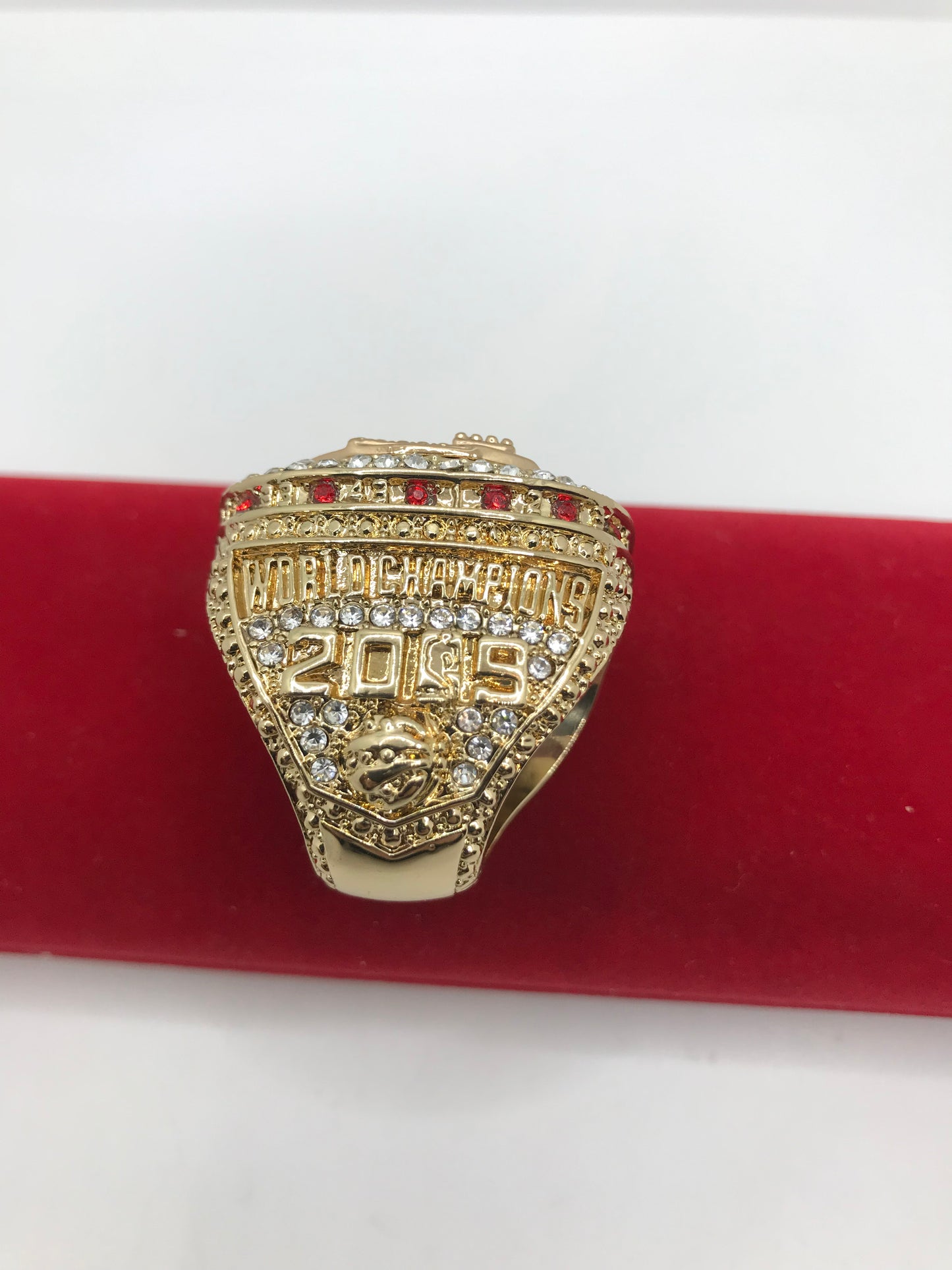 Ajoutez la bague de championnat à votre collection ! 💥Quantité limitée💥