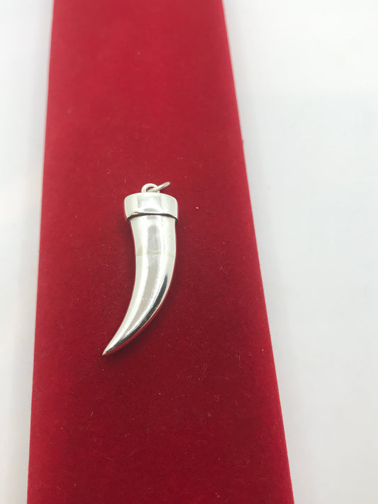 Real silver tiger nail pendant
