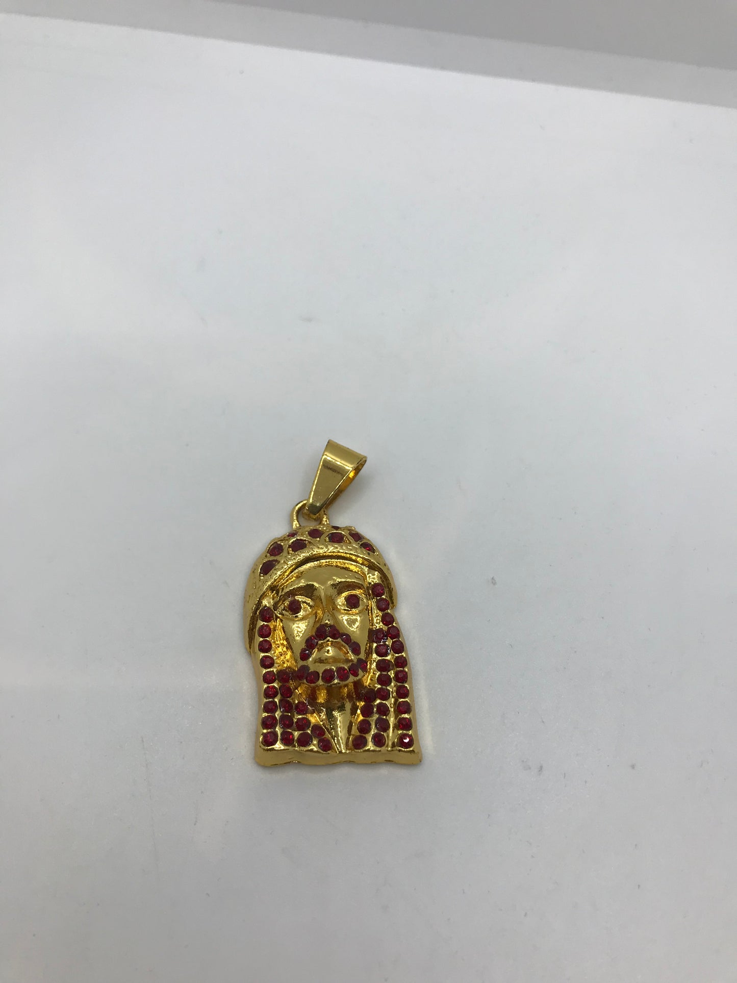 Pendentif Jésus plaqué or