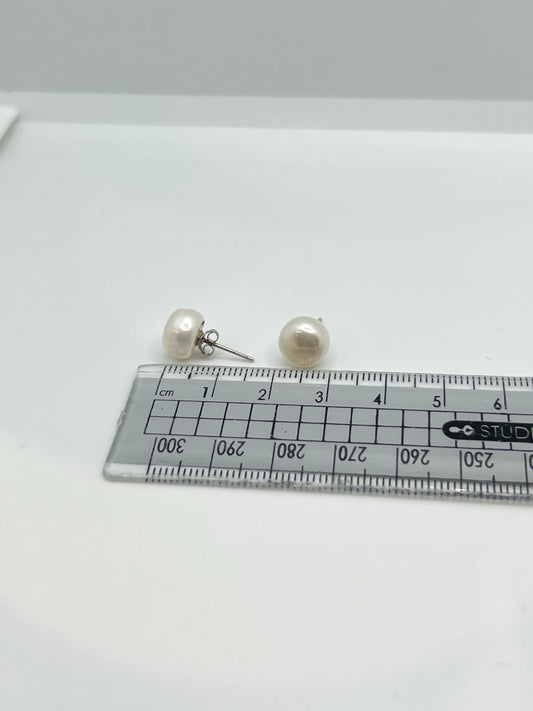 Real silver freshwater pearl studs
