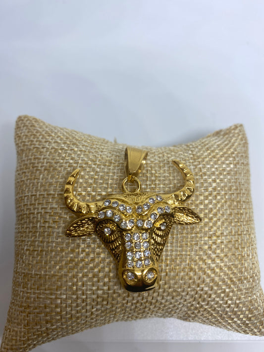 Bull pendant