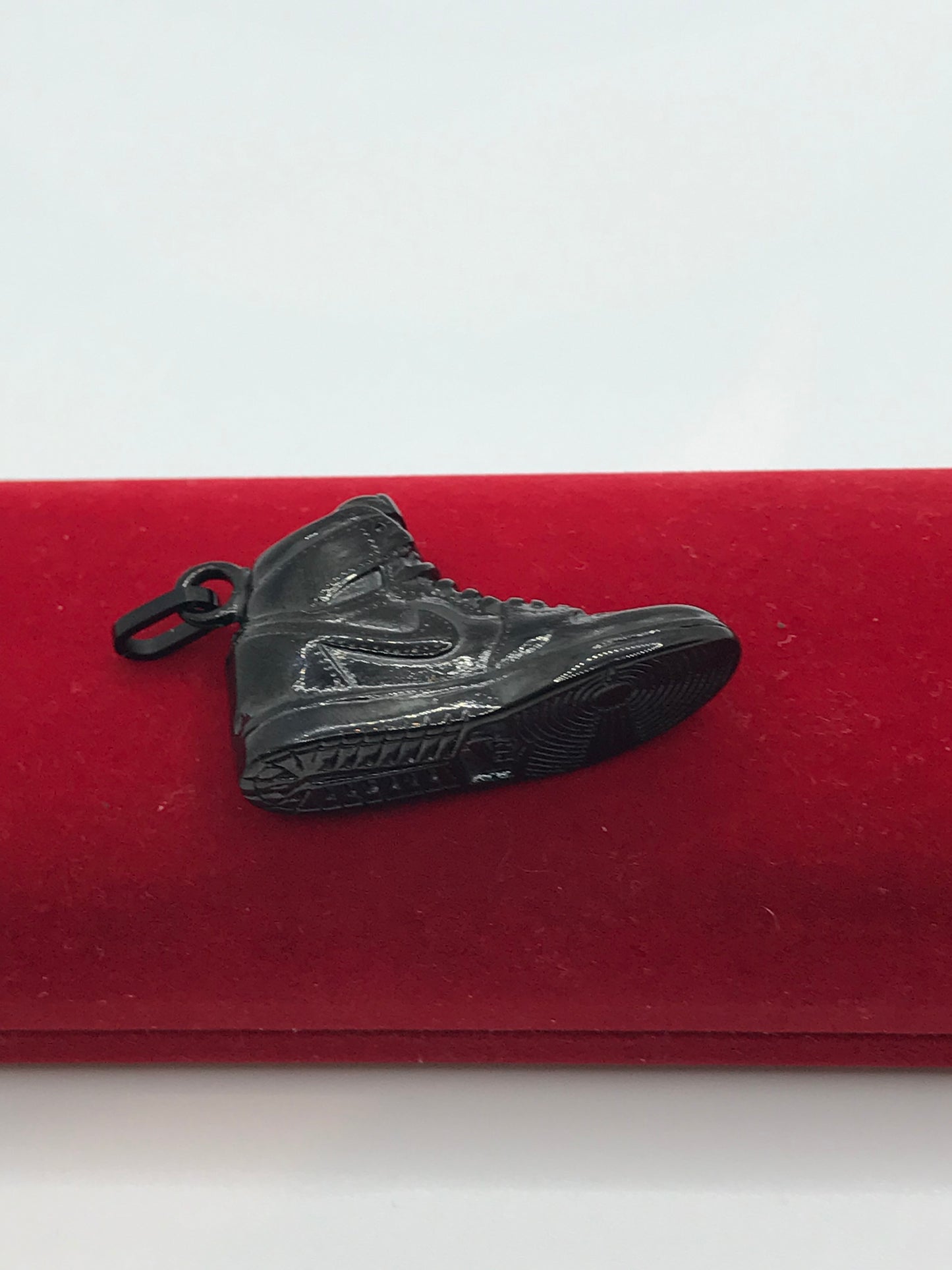 Pendentif chaussure en acier inoxydable