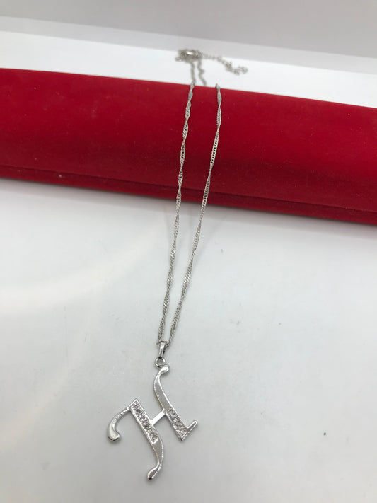 Intial/Letter necklace