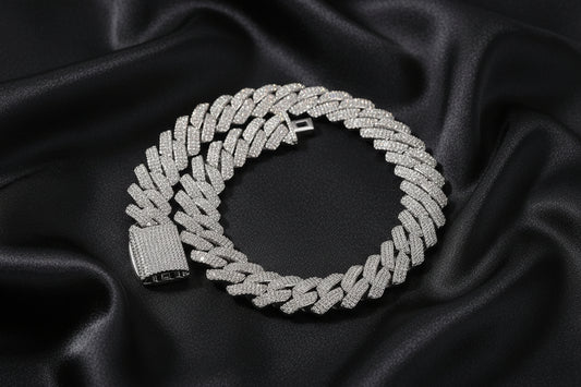 ਆਈਸਡ ਆਉਟ 19mm ਪ੍ਰੌਂਗ ਕਿਊਬਨ ਲਿੰਕ ਆਈਸਡ ਆਉਟ ਚੇਨ