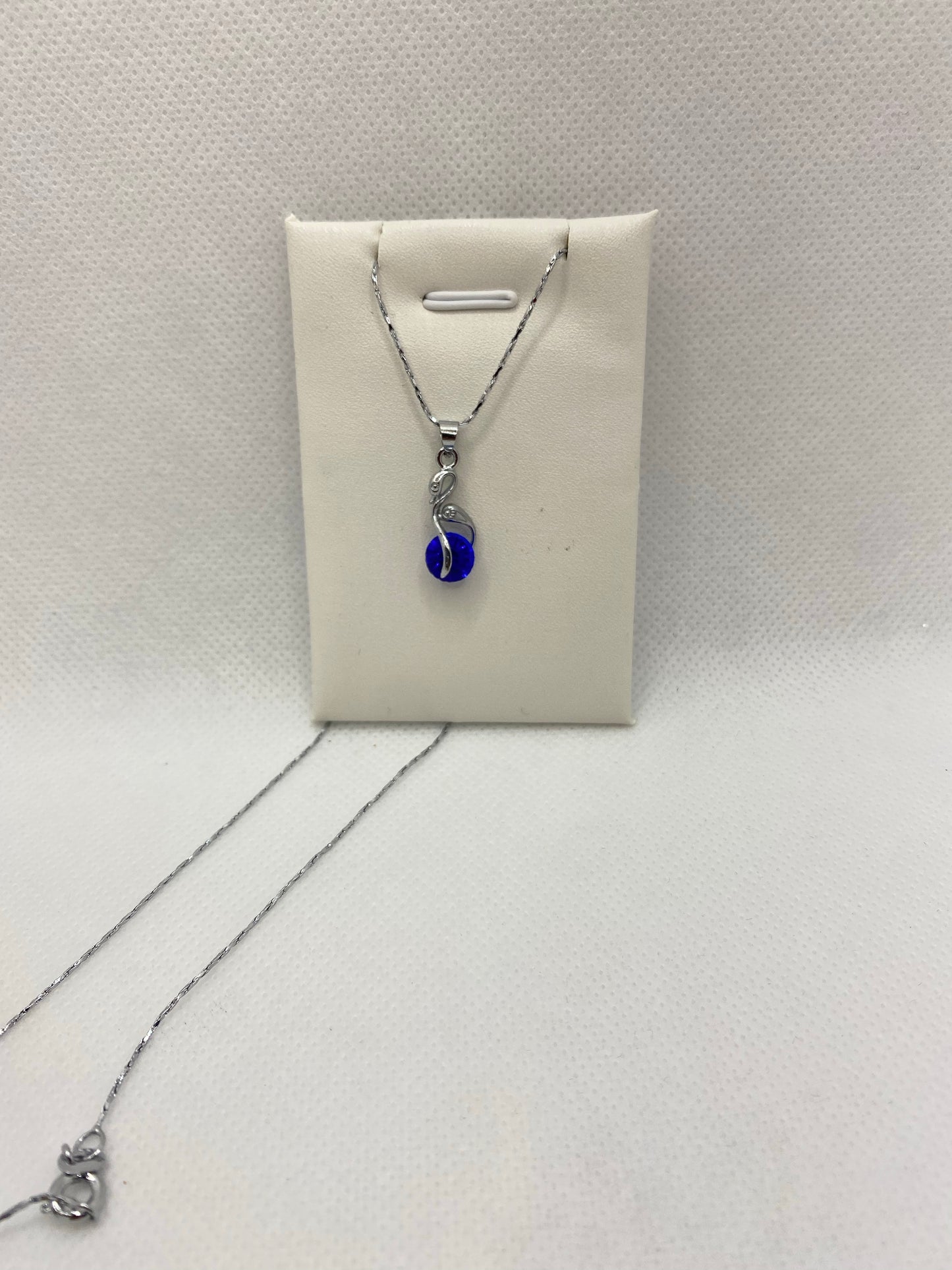 Collier en argent véritable bleu, rouge et vert