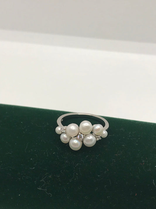 925 Sterling Silver pearl ring
