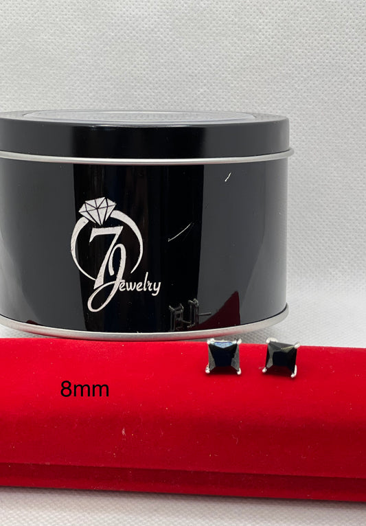 ਸਟਰਲਿੰਗ ਸਿਲਵਰ ਸਟੱਡ (ਕਾਲਾ ਵਰਗ)