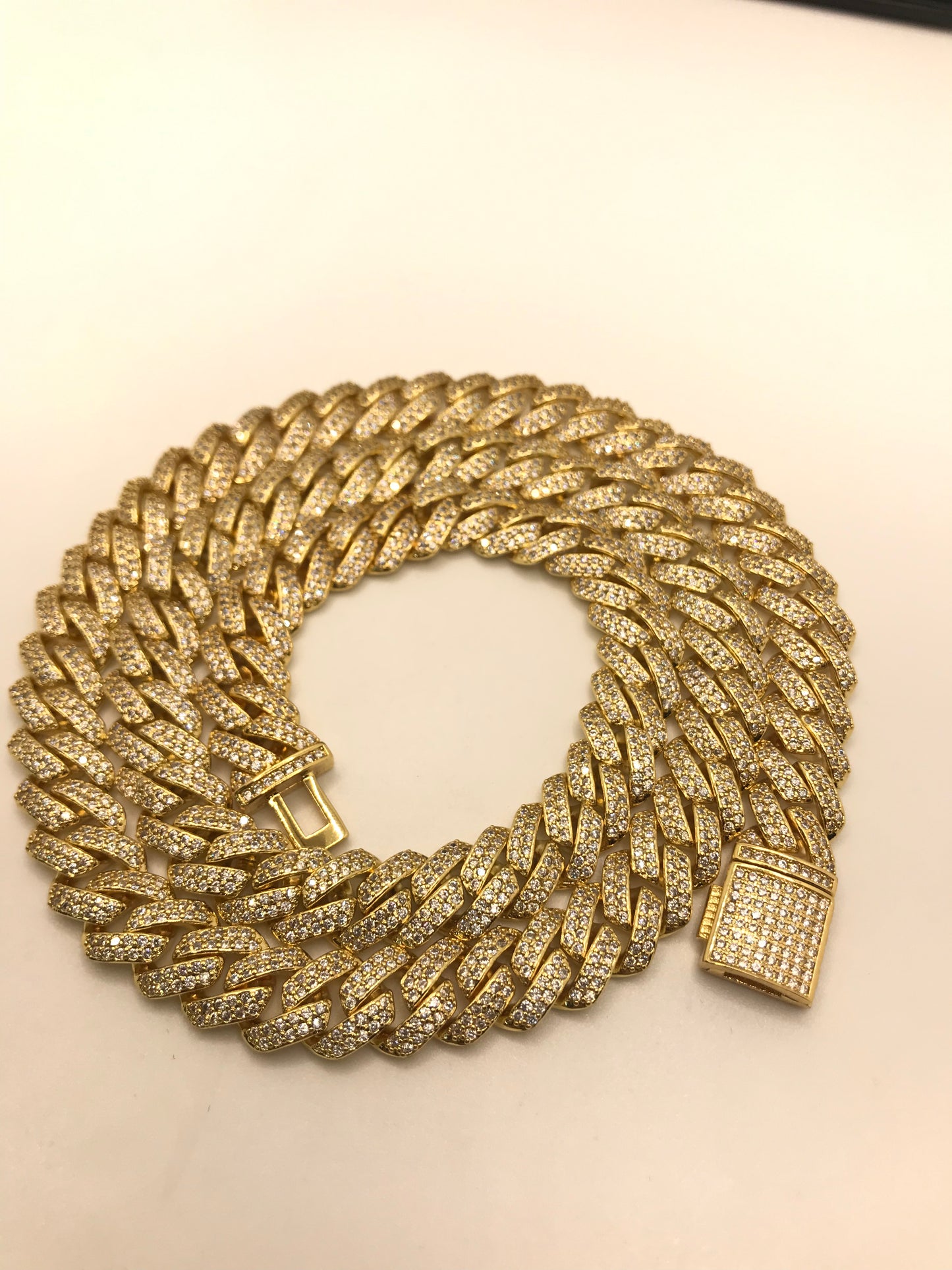 10mm Cuban link iced out chain