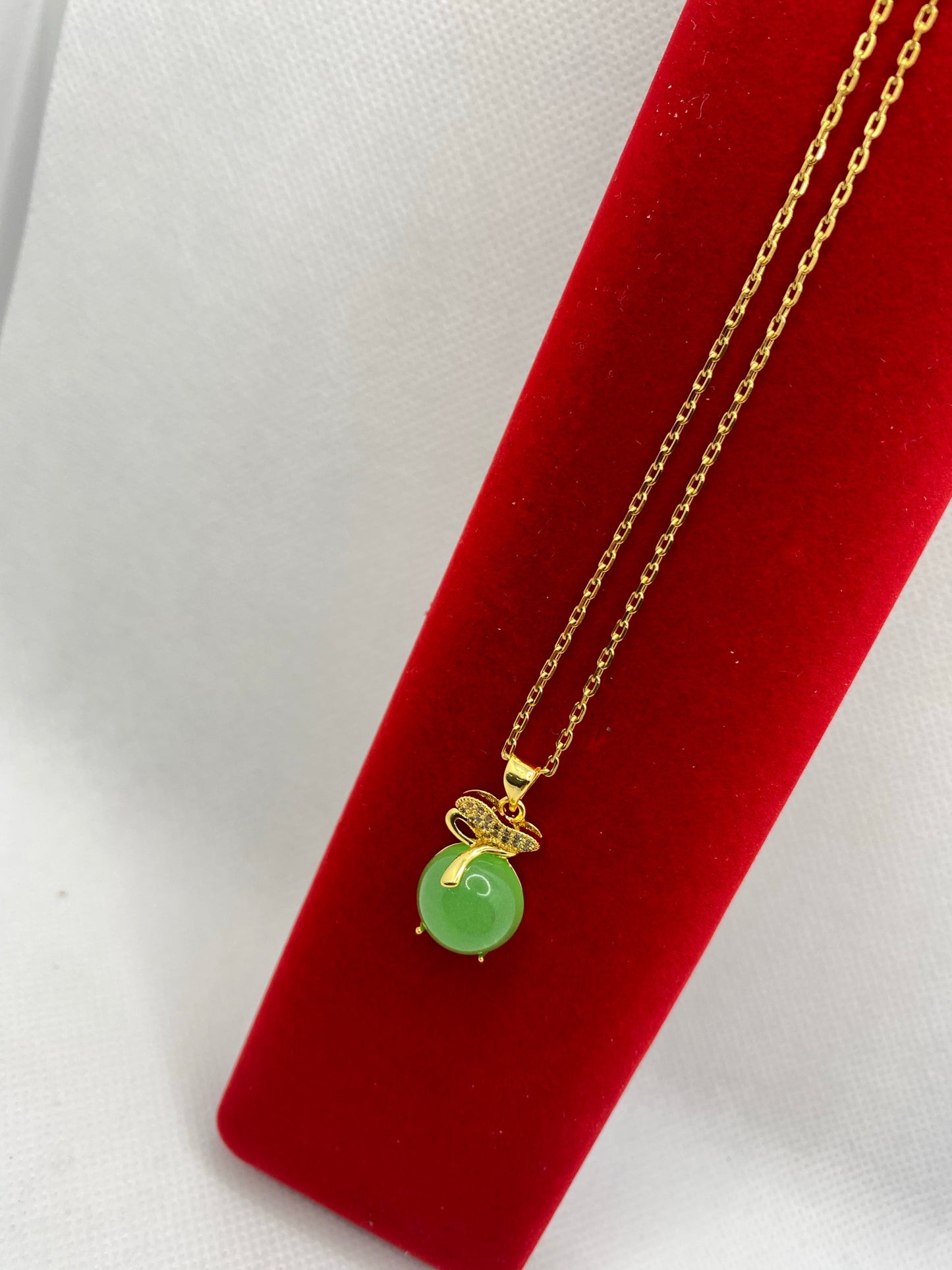 Colliers de jade