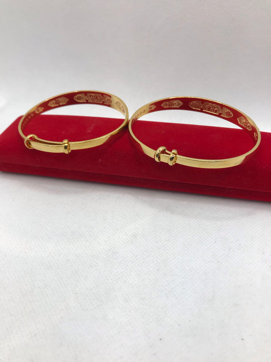 Gold plated adjustable bangles