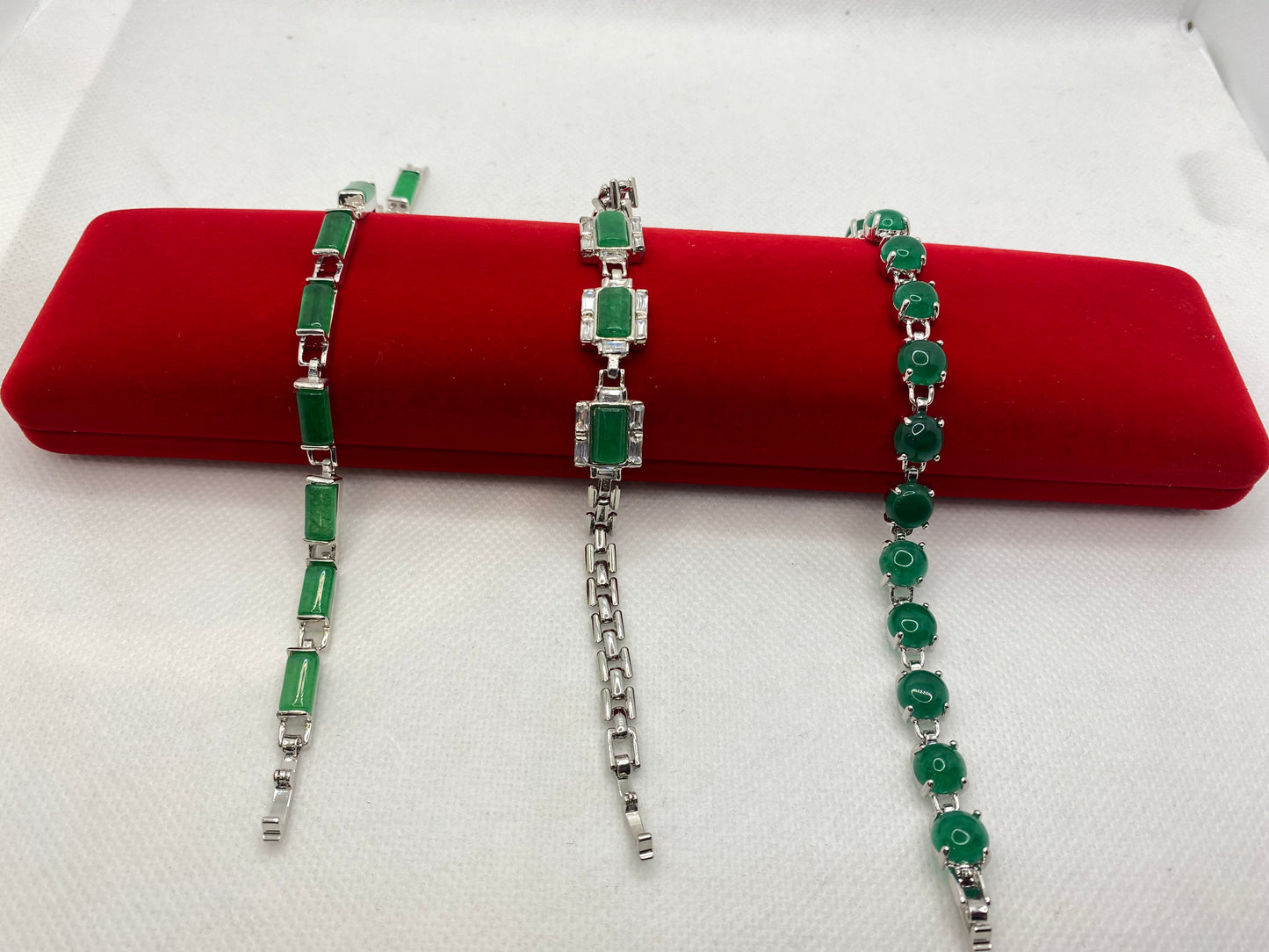 Bracelets en jade