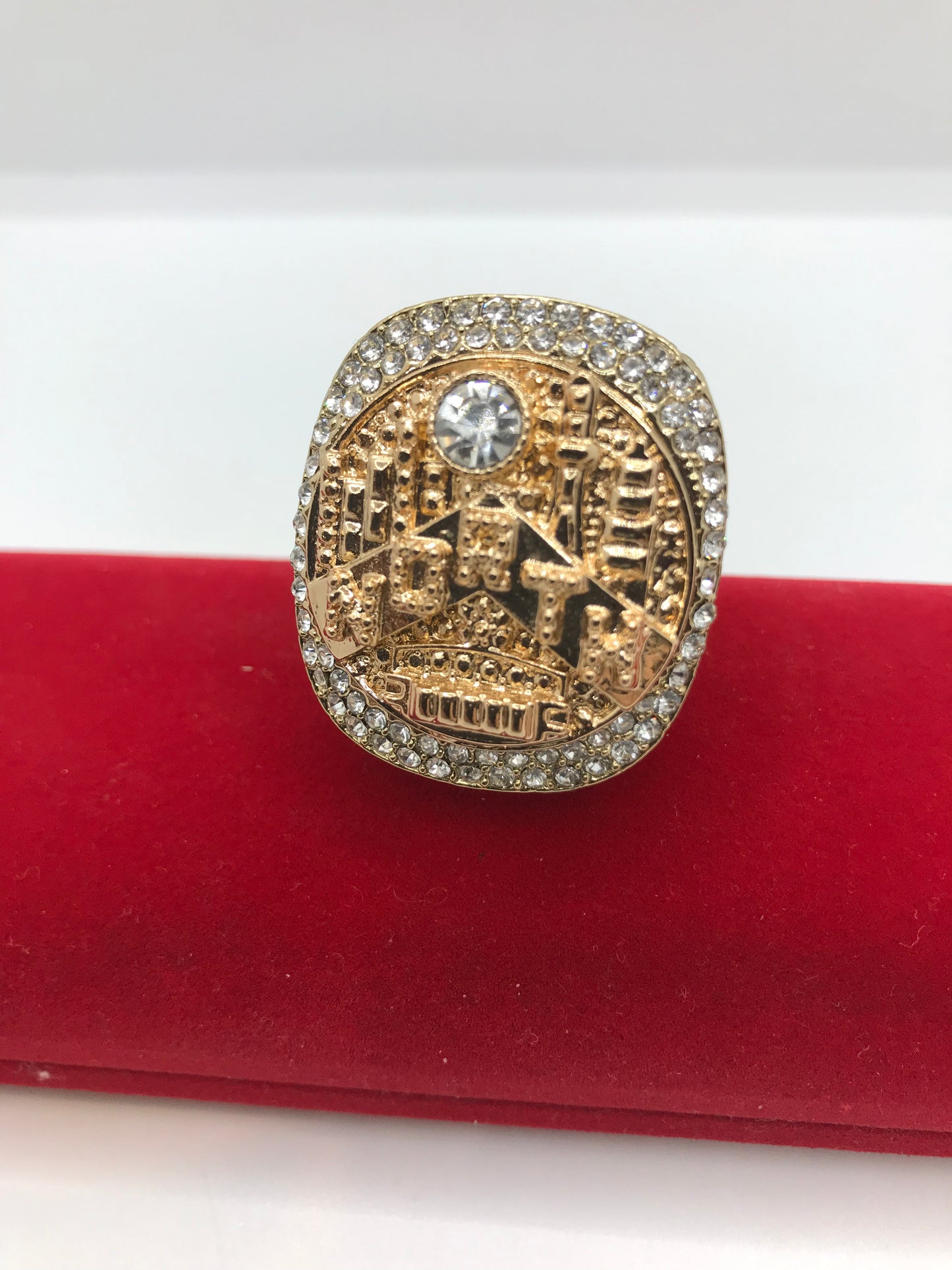 Ajoutez la bague de championnat à votre collection ! 💥Quantité limitée💥