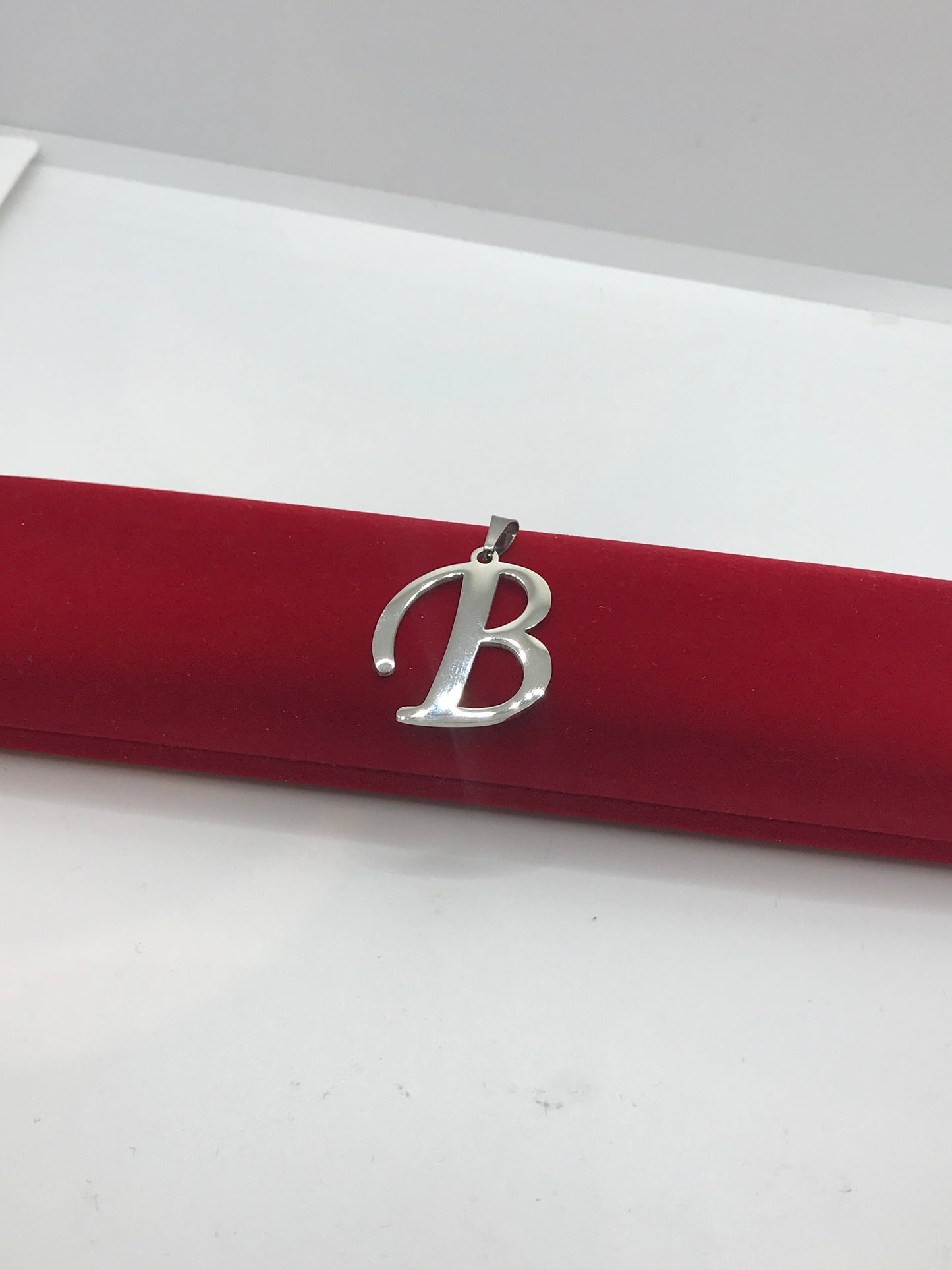 Pendentifs initiaux en acier inoxydable