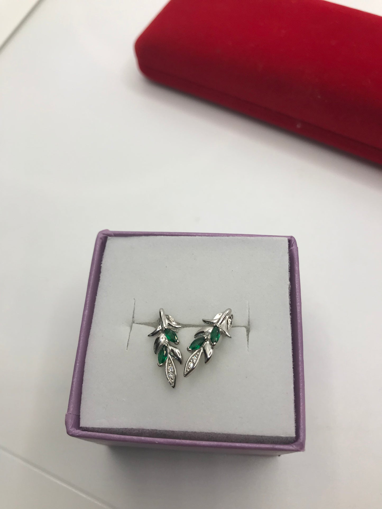 Boucles d'oreilles en feuille d'argent véritable
