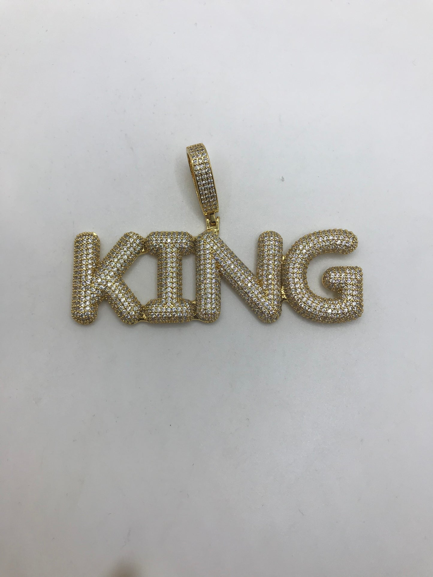Hip hop iced out king pendant