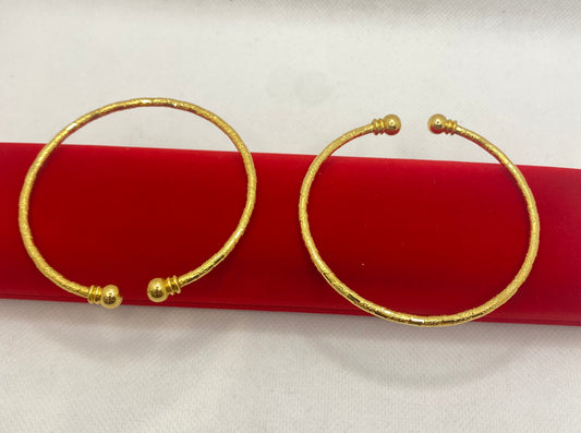 Gold plated free size bangles