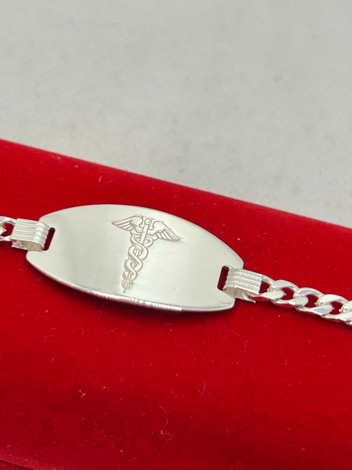 Bracelet gourmette d'identification médicale en argent véritable