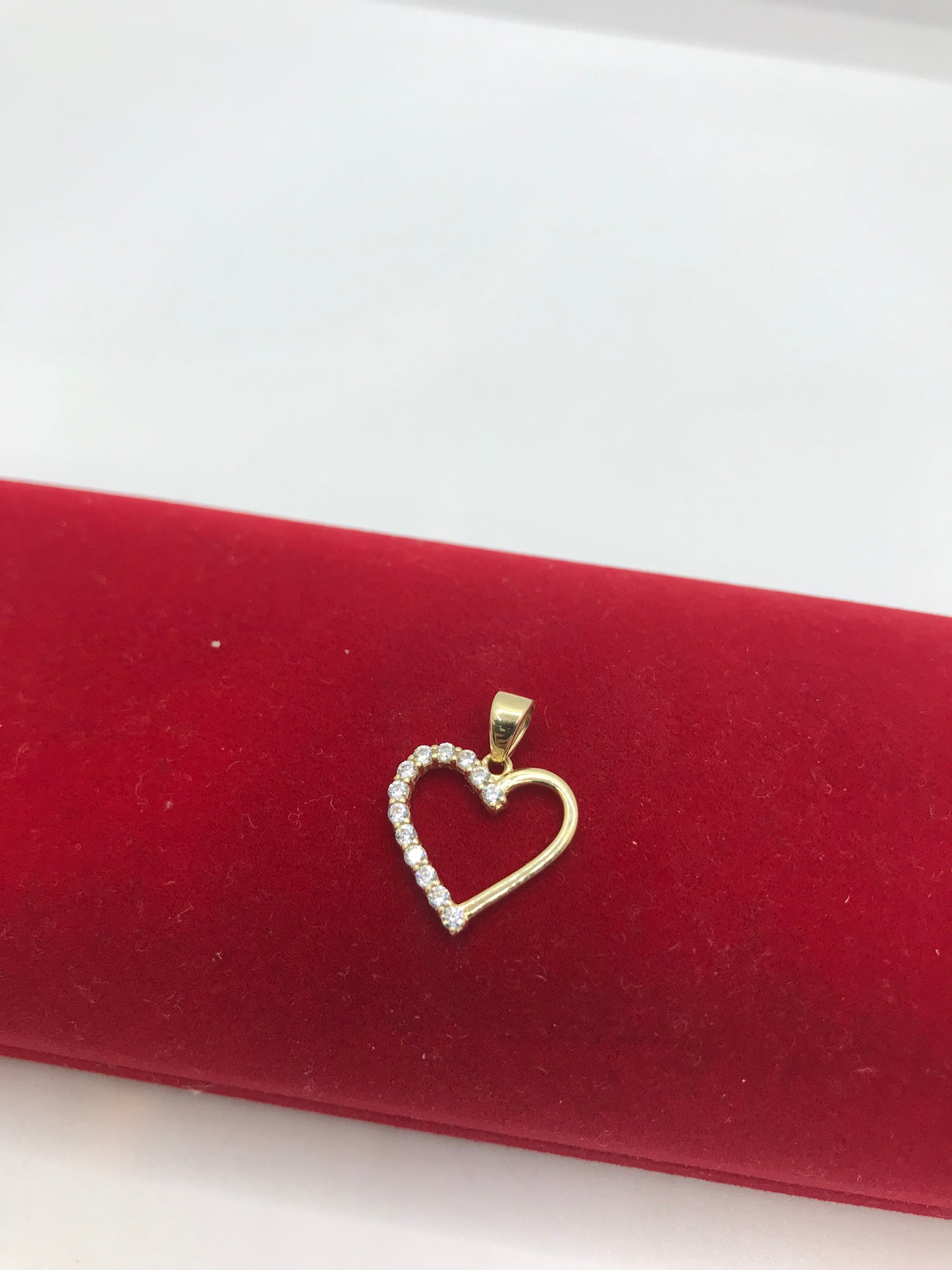10k gold heart pendant