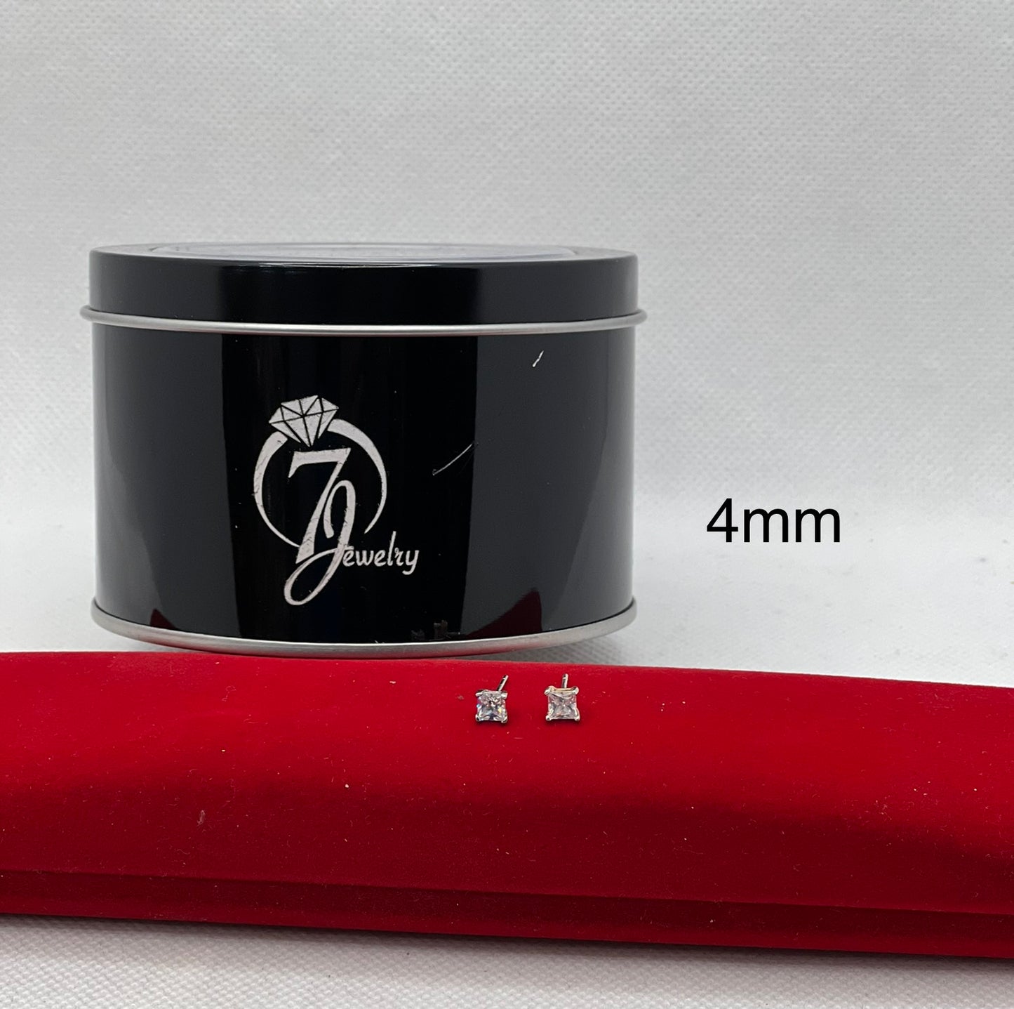 Clous d'oreilles en argent véritable (pierre carrée)