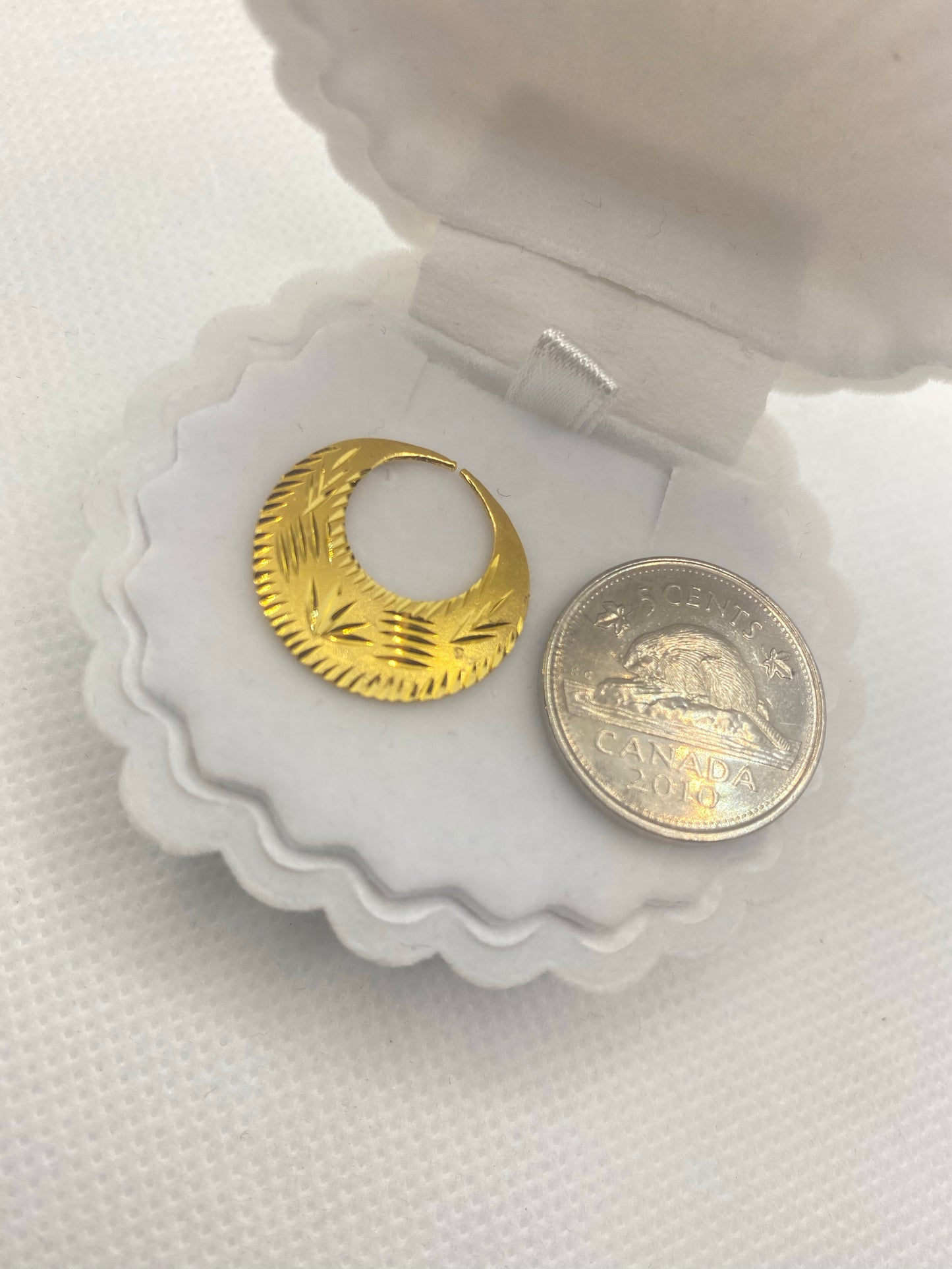 Nattiyan en or véritable 24 carats (taille standard)