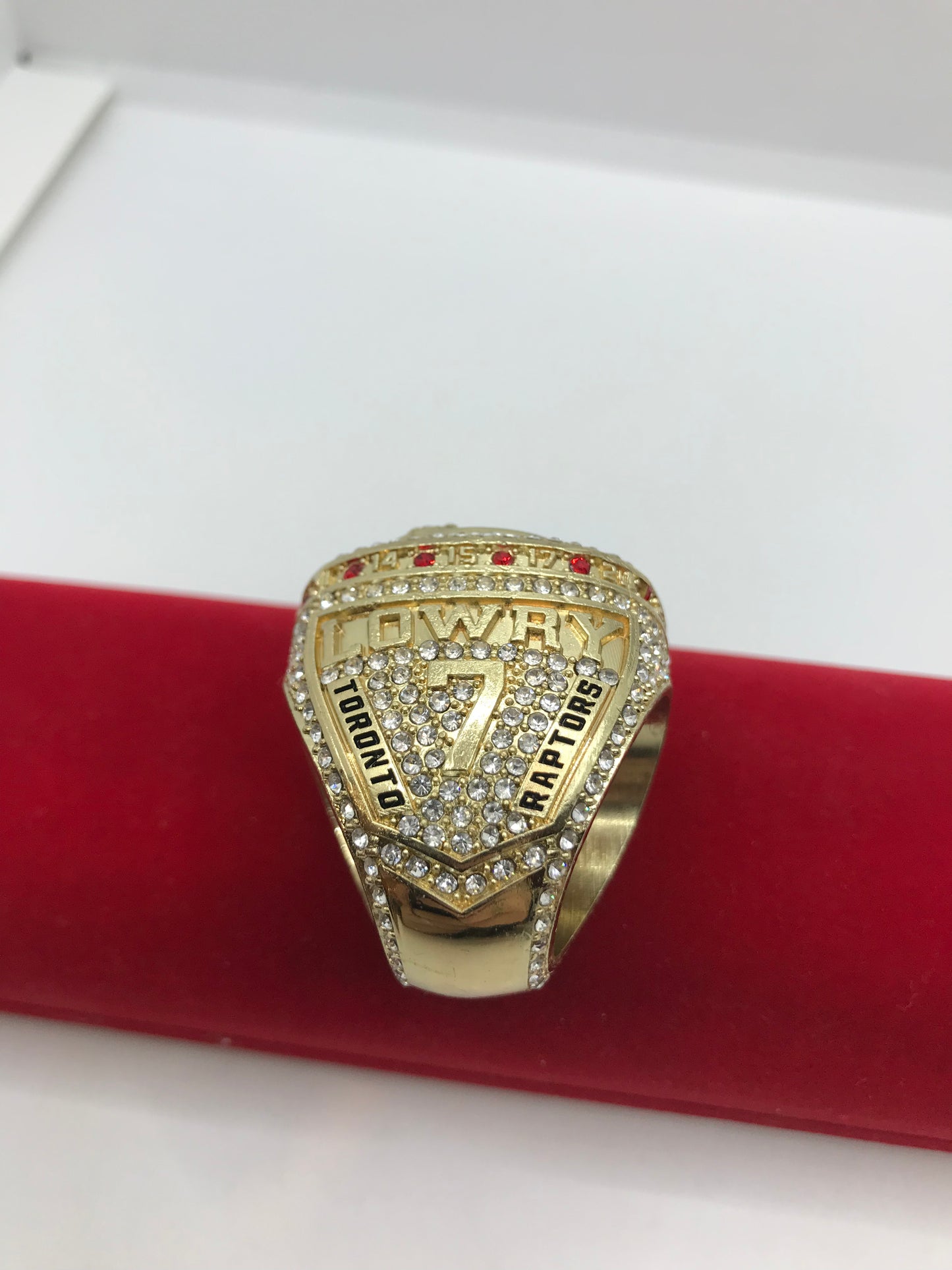 Ajoutez la bague de championnat à votre collection ! 💥Quantité limitée💥