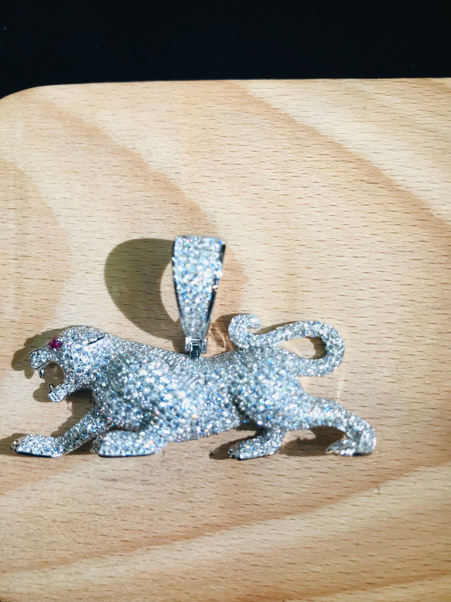 Sterling silver lion pendant