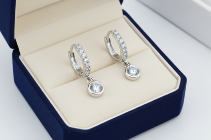 Boucles d'oreilles créoles pendantes en argent véritable et moissanite